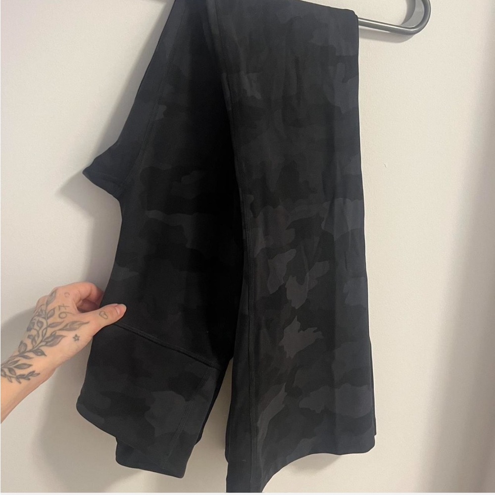 Lululemon aligned flared high waisted Black Camouflage Leggings